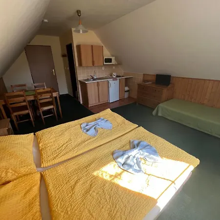 Na Stráni Cenkovice